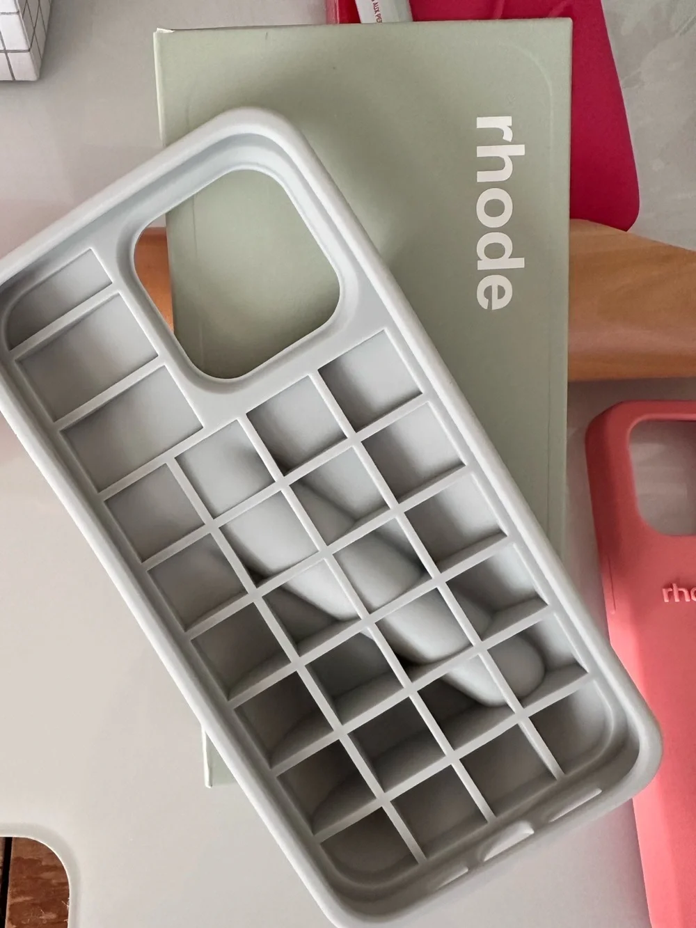 NEW Rhode Gray Silicone Lip Case | NIB iPhone 14/15/16